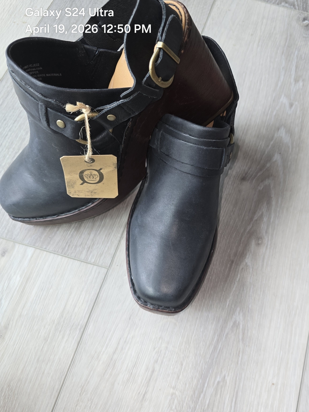 Born Black Leather Slingback Mules with Buckle Detail - Picture 5 of 6